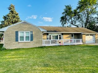 22 Sequoia Dr, Streator, IL 61364