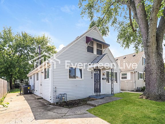 2nd image of 4014 Woodcliffe Ave
