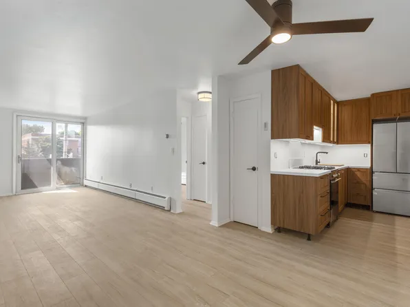 2025 E Greenwich Ave, Milwaukee, WI 53211