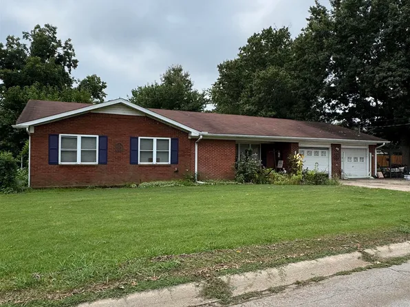 591 Valarie Ln, Piggott, AR 72454