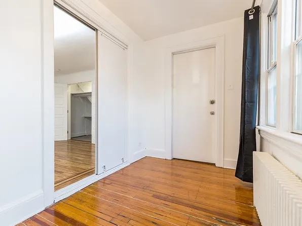 117 Sherman Avenue image 9 of 29