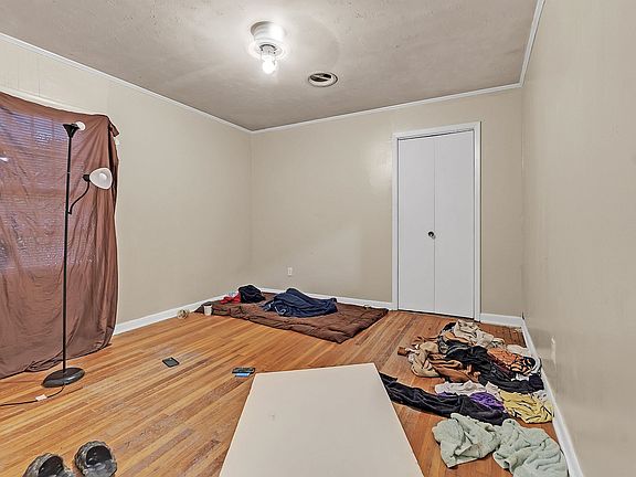 5th image of 3205 E Shirley Cir