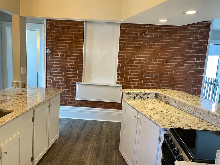 917 E 13th Ave #2 — Photo 3