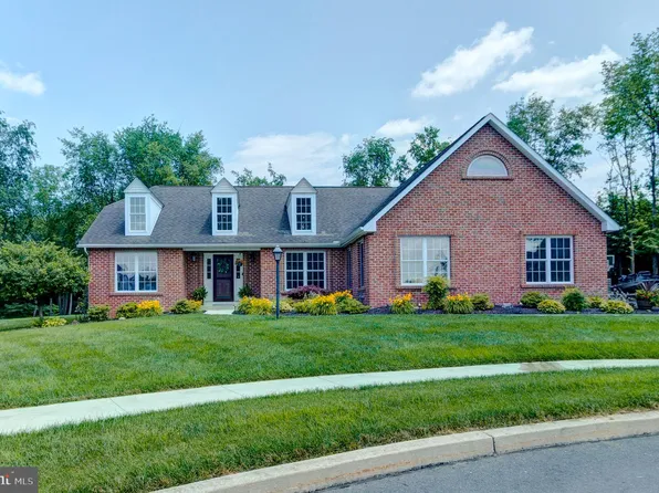 5802 Stephens Xing, Mechanicsburg, PA 17050