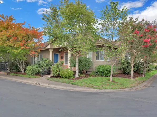 3253 Lakemont Dr, Eugene, OR 97408