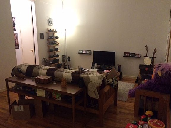 3rd image of 67 Saint Pauls Pl APT B12
