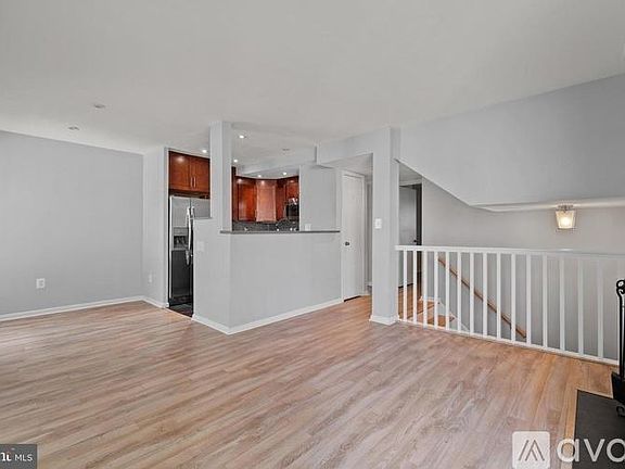 5th image of 2913 S Woodley St APT E