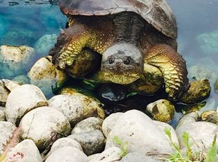 652 Pewaukee Rd, Pewaukee, WI 53072