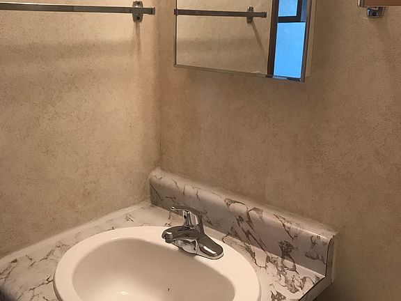 4th image of 2379 S Brandon Ct