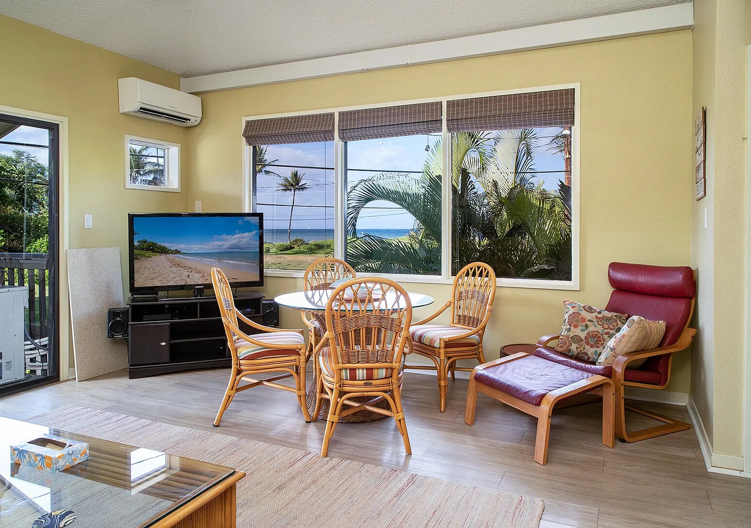 Kihei Garden Estates C-201, Ocean Views, Near the Beach, Renovated, w/ — Photo 2