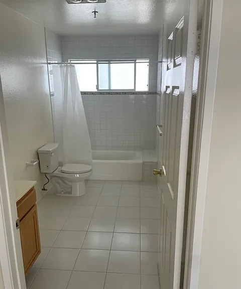 15033 Dickens St #202 — Photo 13