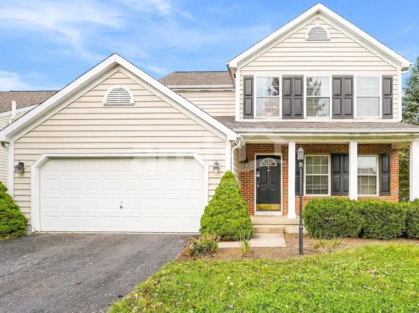 720 Cedar Run Dr, Blacklick, OH 43004