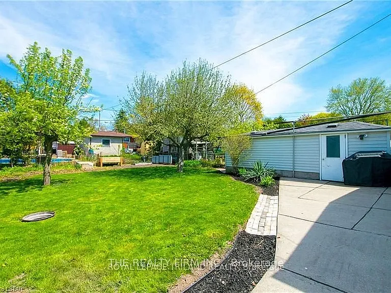 130 Appel St — Photo 7