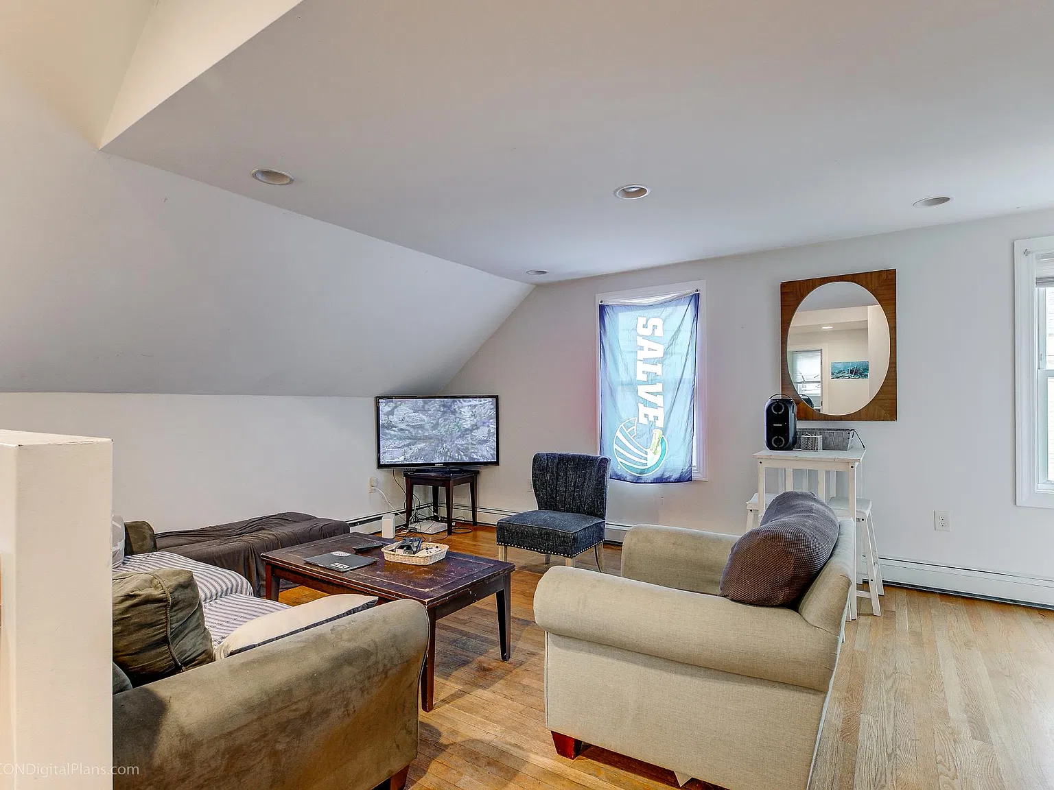 2 bed, 700 sqft, $2,750 — Photo 3