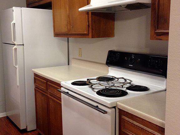 3rd image of 10616 Mellow Mdws APT 16B