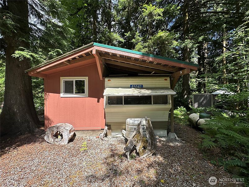 3rd image of 45047 Kachess Trail