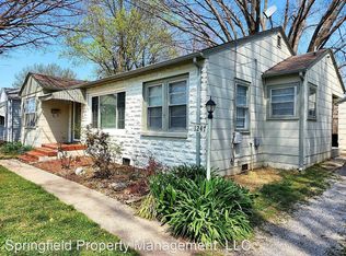 1247 E Bennett St, Springfield, MO 65804