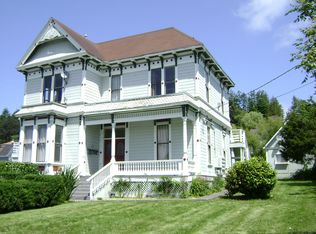 812 O St, Fortuna, CA 95540