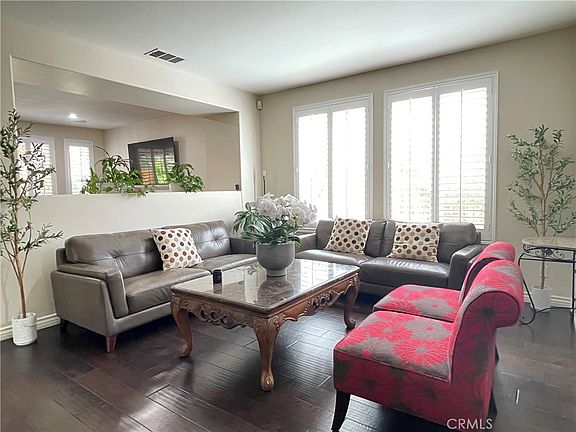 4th image of 27242 Cloverhurst Pl