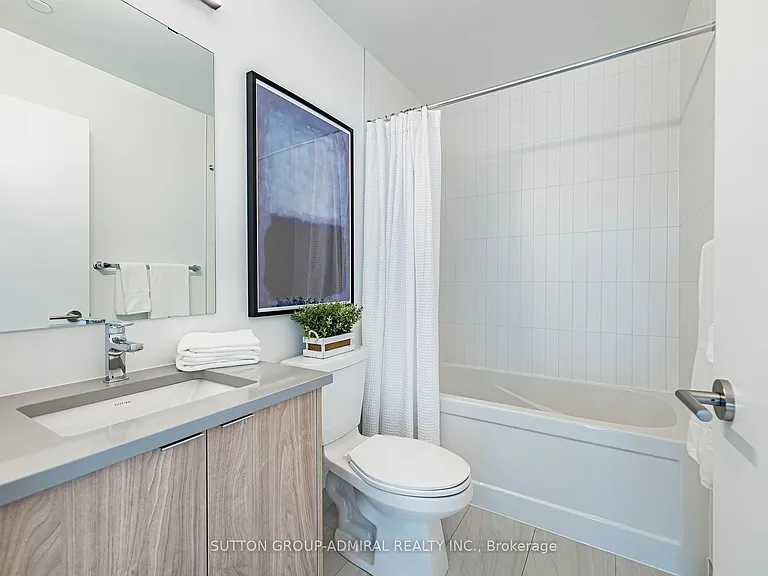 1660 Bloor St W #803 — Photo 27