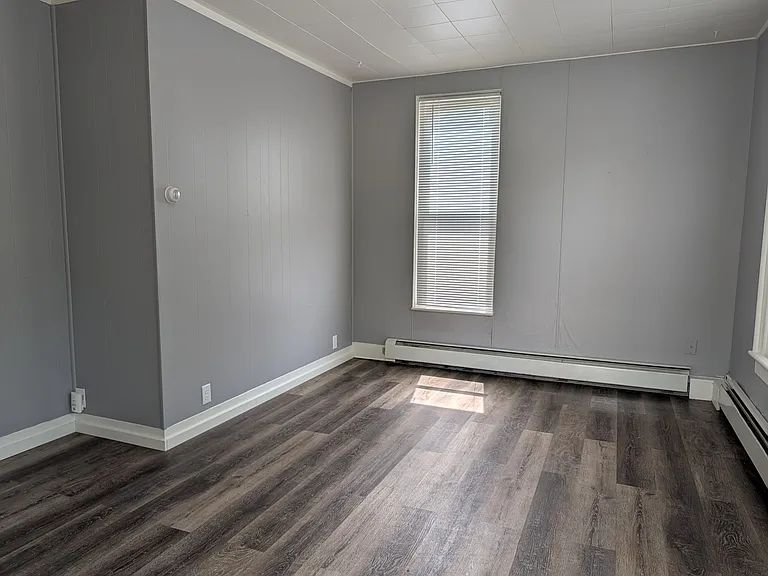 507 S Main St #2 — Photo 4