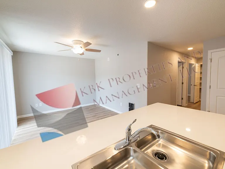 Timberview Apartments — Photo 22