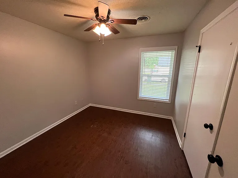 4231 Sunnyslope Dr — Photo 8