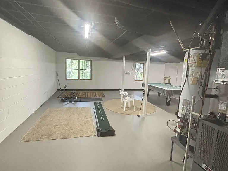 1209 Ivy Brook Cir — Photo 38