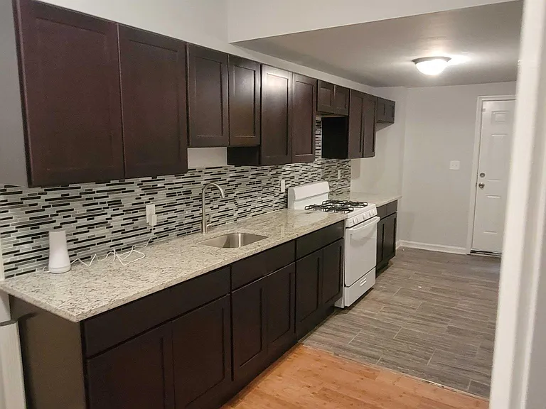 1707 Presstman St — Photo 3