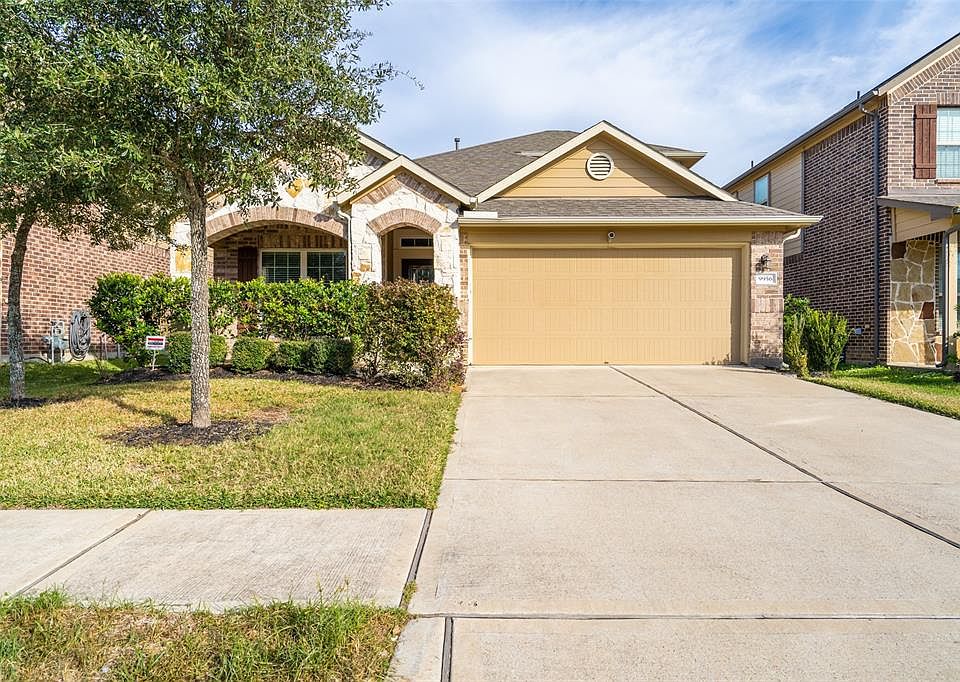 1st image of 9956 Lazy Cove Ln