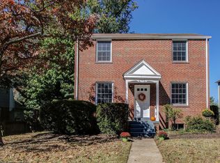 2929 Findley Rd, Kensington, MD 20895