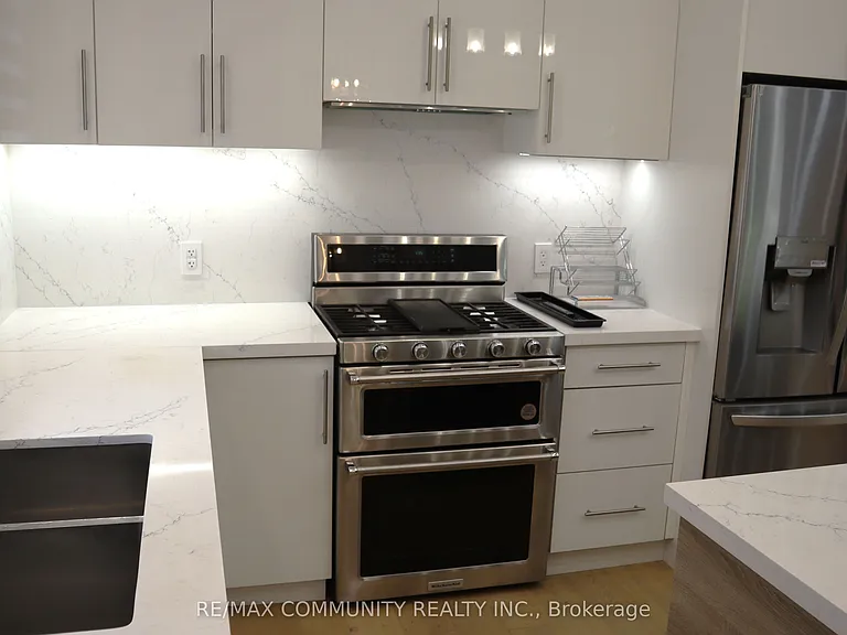 7 Denham Rd — Photo 5