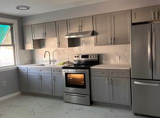 1959 Lardner St, Philadelphia, PA 19149