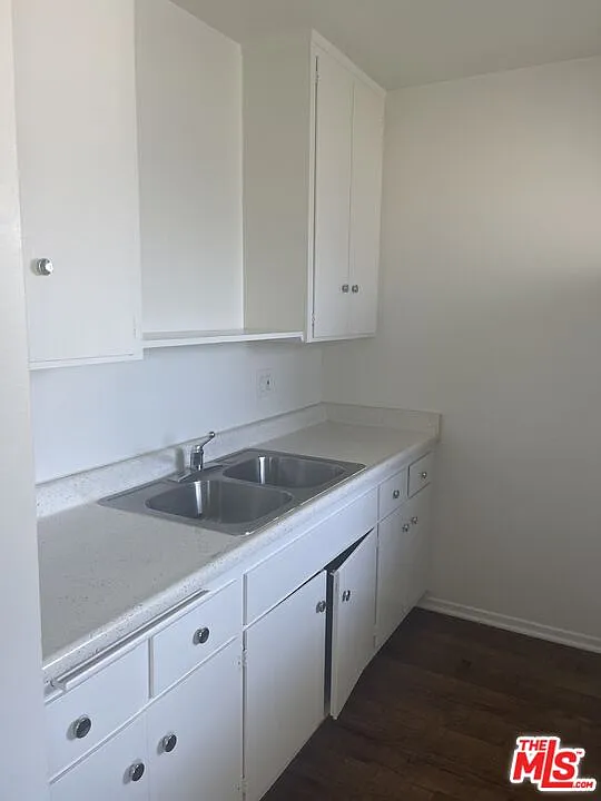 1 bed, 1.0 bath, 650 sqft, $1,950 — Photo 4
