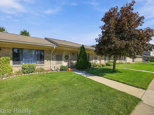 16064 Holz Dr Unit 87, Southgate, MI 48195
