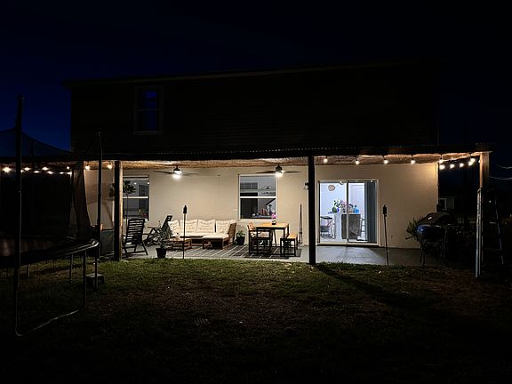 4th image of 440 Adriel Ave