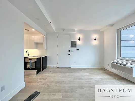 Rented by Hagstrom Management Inc | media 11