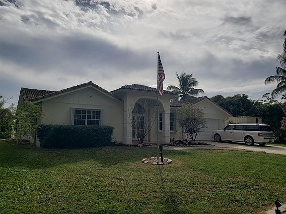 2nd image of 11446 54th Street