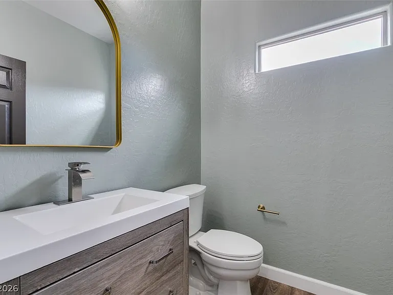 1129 Emanuel St — Photo 26