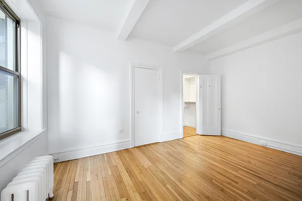 Rented by SERHANT. | media 7