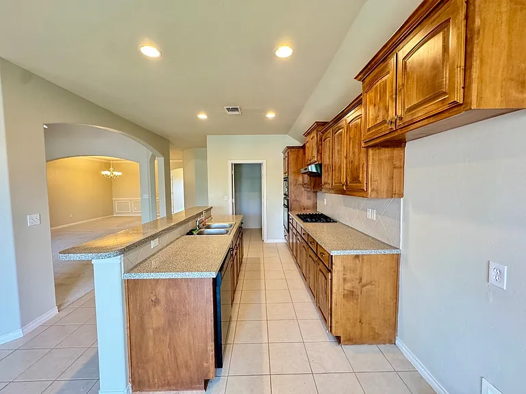 17713 Fruited Plain Ln — Photo 9