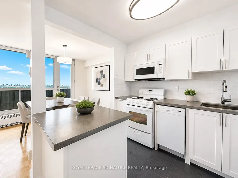 666 Spadina Ave #2211 — Photo 10
