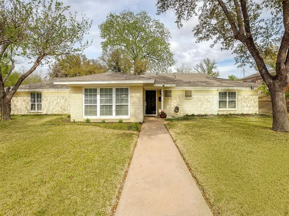 1705 Saxony Rd, Fort Worth, TX 76116