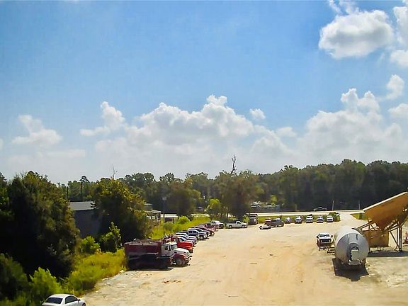 3rd image of 23133 Crosby Huffman Rd