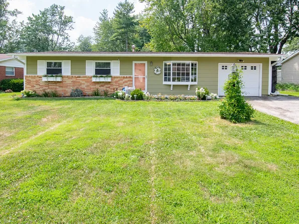 632 S Village Dr, Bloomington, IN 47403