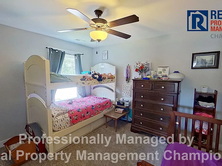 241 E Ivybridge Dr — Photo 18