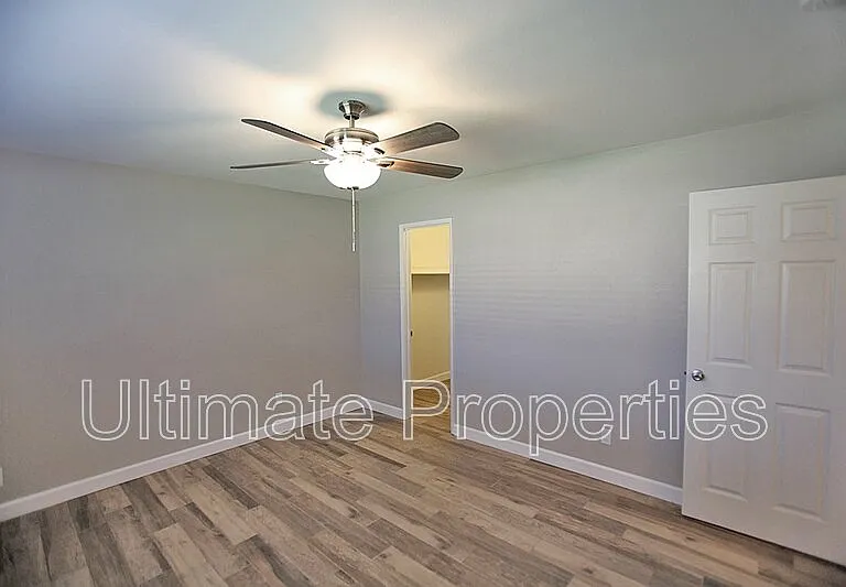 5520 W Alice Ave — Photo 9