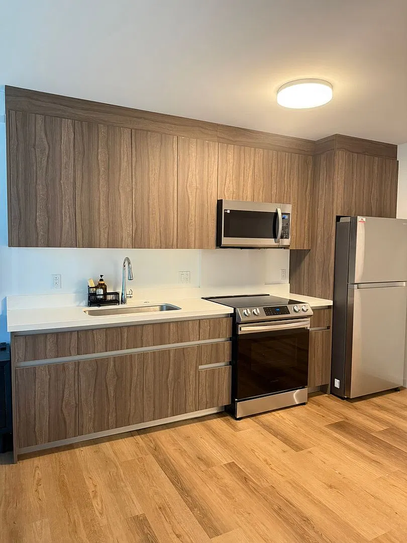 Rycoft Tower | Fully Furnished Studio With Oversized Lanai & Covered Parking — Photo 2