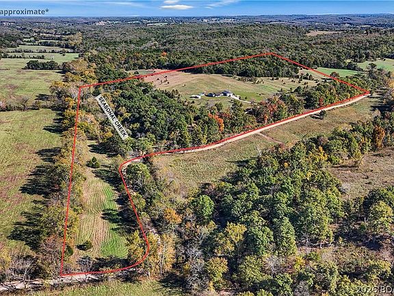 4th image of 118 Uncle Dee Rd