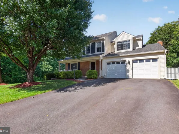 5724 Flagler Dr, Centreville, VA 20120